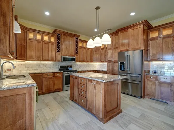 6133 Timberwood Ln, Texarkana, AR 71854