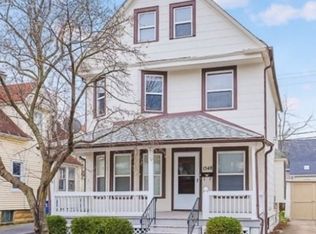 1548 Olivewood Ave, Lakewood, OH 44107