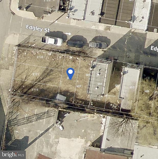 2nd image of 938 Edgley St