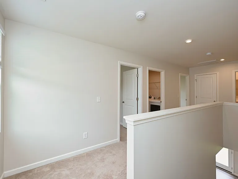 2161 Brokeshire Dr — Photo 36