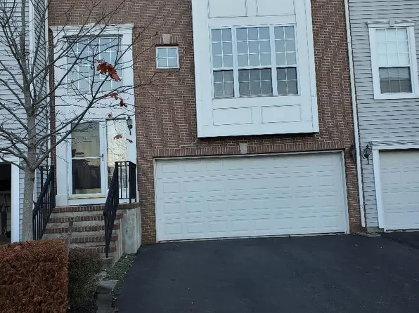 350 Bernard Dr #350, Morganville, NJ 07751