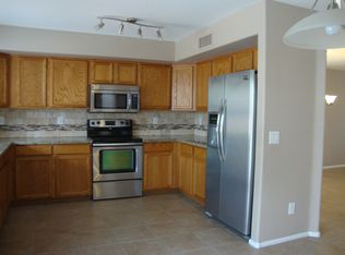 2528 W Hedgehog Pl, Phoenix, AZ 85085