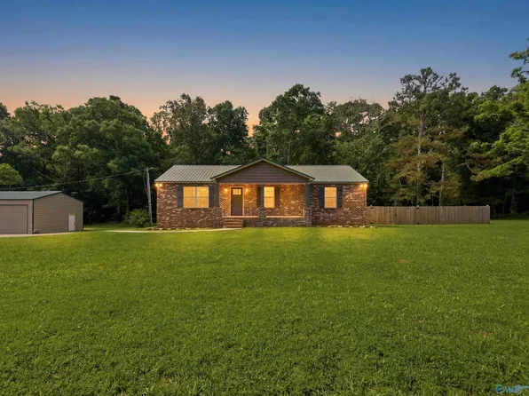 26805 Leslie Ln, Elkmont, AL 35620