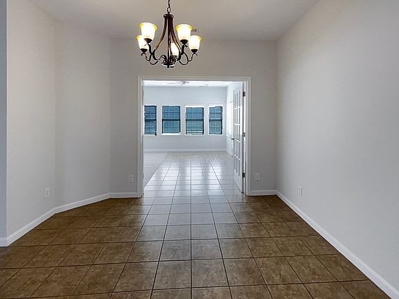 5th image of 206 Glenville Dr #5