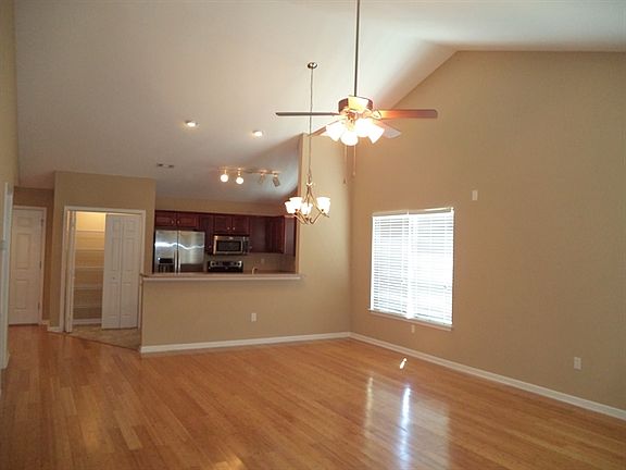 4th image of 2839 Mossy Oaks Ln