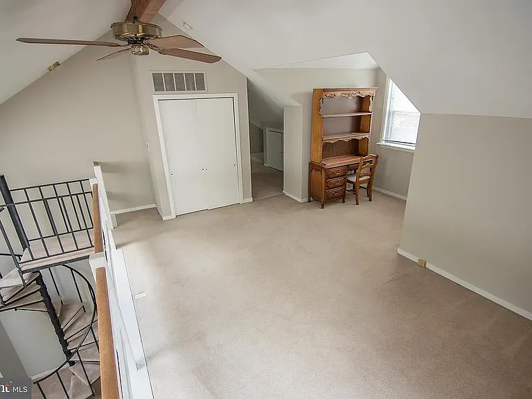 108 Cheswold Ct — Photo 6