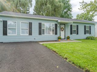 113 Snowdale Dr, Syracuse, NY 13209