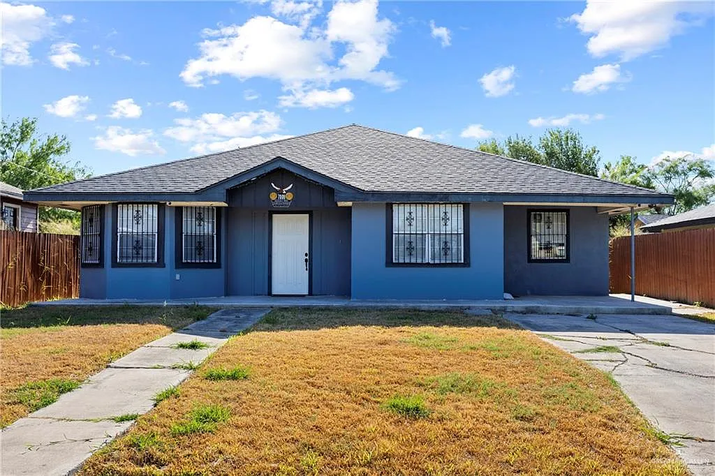 4 bed, 3.0 bath, 1956 sqft, $1,800 — Photo 1