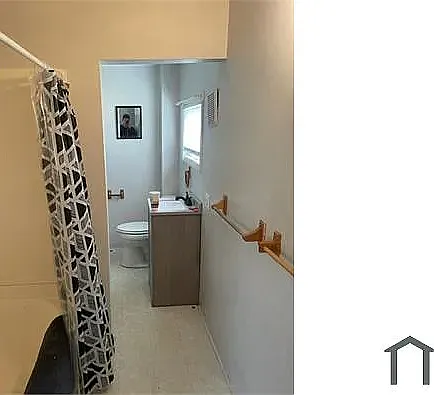 2 bed, 1000 sqft, $1,300 — Photo 2