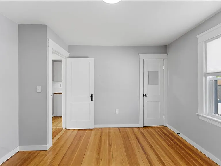 33 Laura St #2 — Photo 16