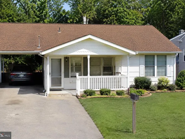 565 Lebo St, Millersburg, PA 17061