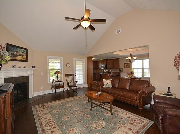 4th image of 1537 Willow Bay Dr