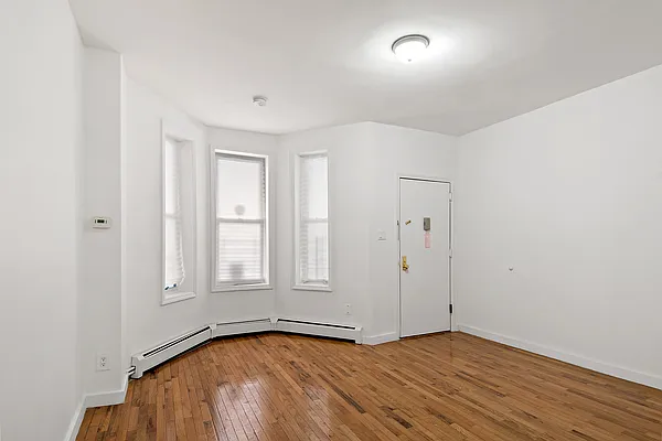 Rented by Pantiga Group | media 12