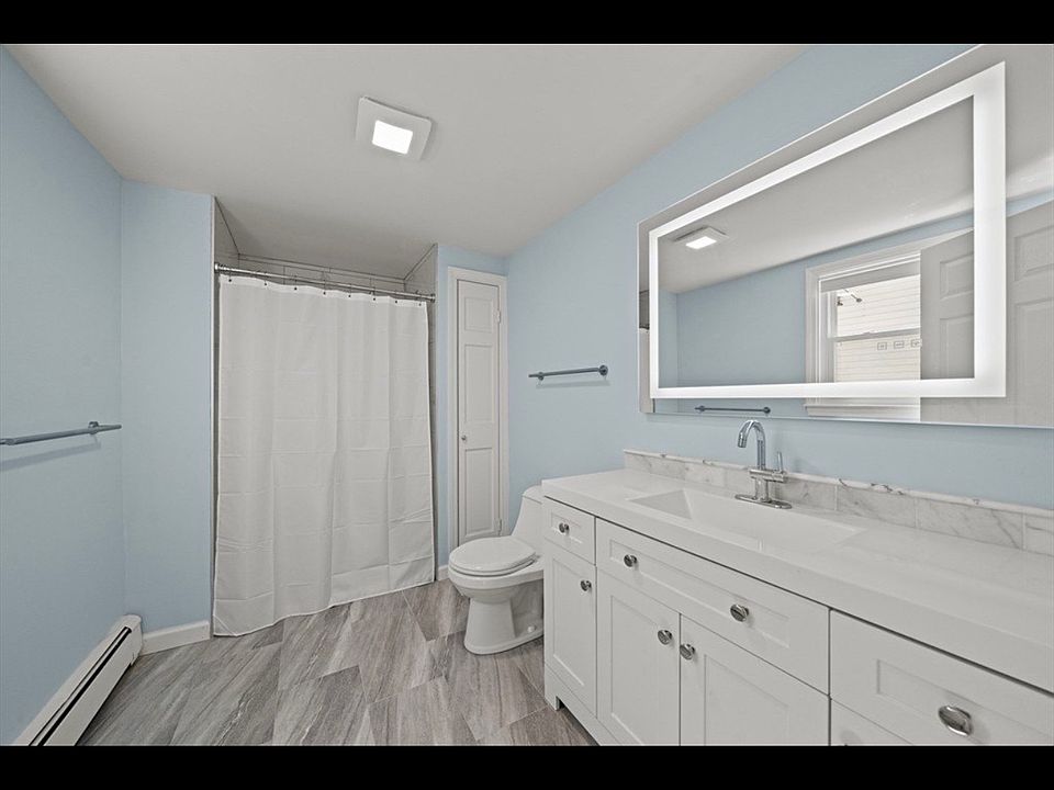1st image of 15 Shepherd St #1