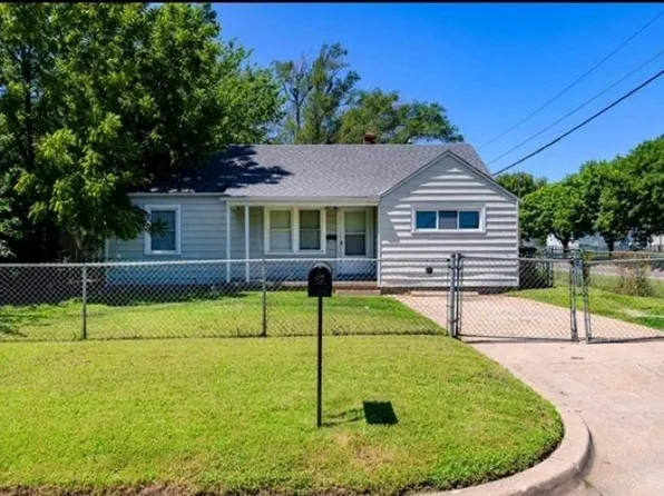 2565 N Piatt St, Wichita, KS 67219