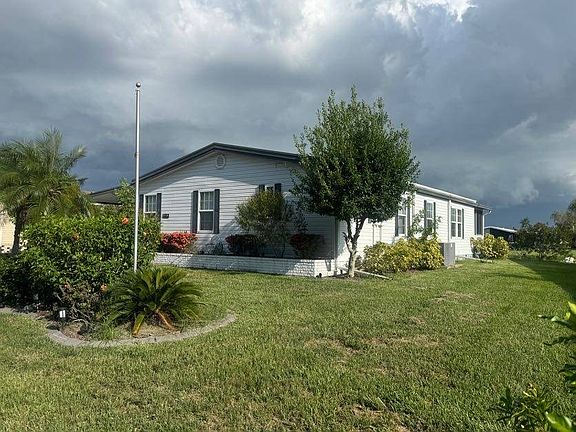 3rd image of 8023 Buena Vista Dr N