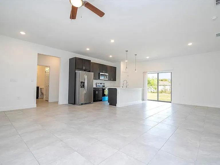 16919 SW 37th Terrace Rd — Photo 21