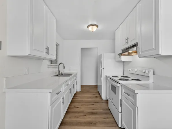 9942 Meteor Dr, Sacramento, CA 95827