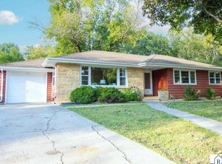 12 Belleview Ave, Mankato, MN 56001