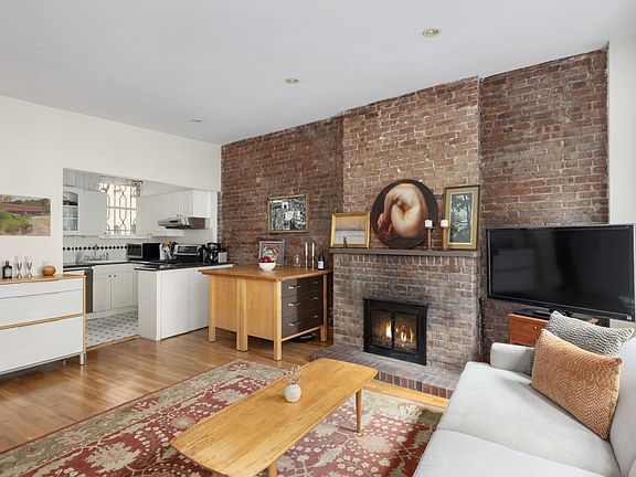 4th image of 204 W 92nd St APT 2F