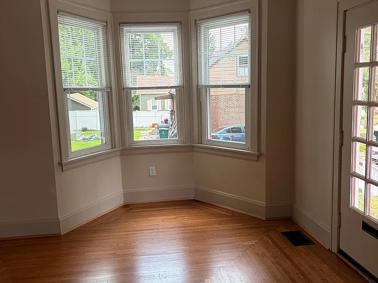 5622 Whitney Pl — Photo 28