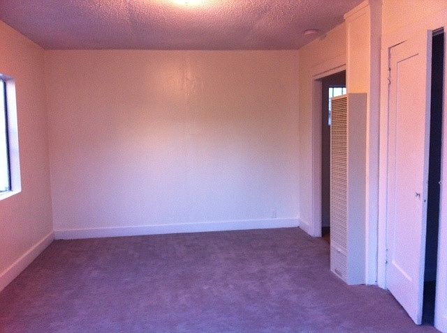 2nd image of 915 Lagoon Ave