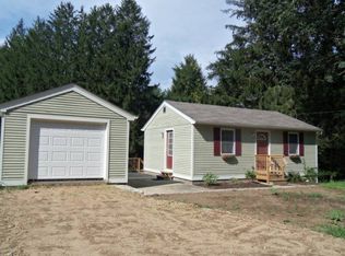 11 Tug Hollow Rd, Richmond, RI 02898