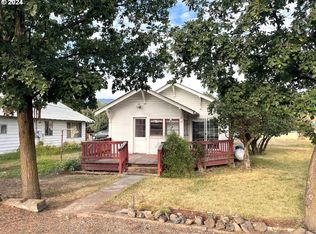 107 Arthur St, Enterprise, OR 97828