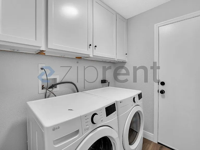 10636 Satinwood Cir — Photo 17
