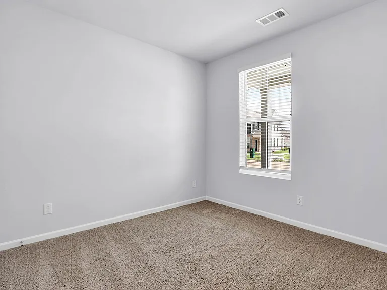 719 Ashbrook Dr — Photo 36