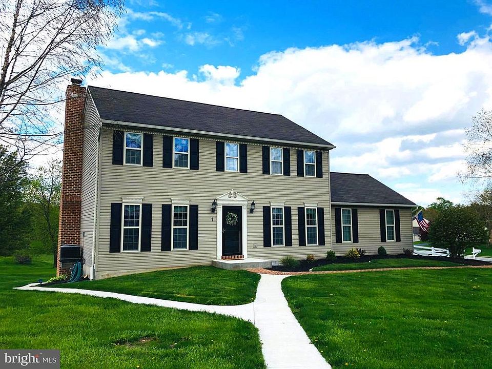 1st image of 1 Rockdale Dr
