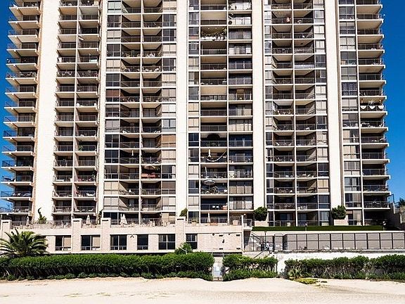 5th image of 1750 E Ocean Blvd Unit 13