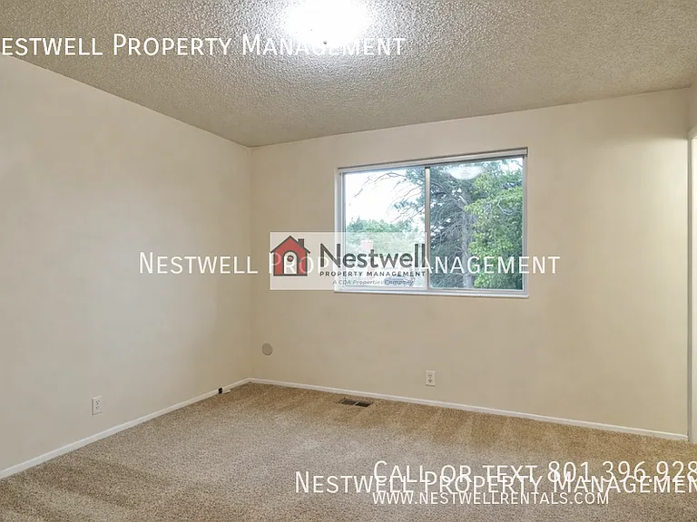 815 E Dusty Rock Pl — Photo 20