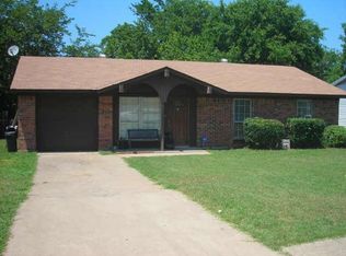 351 Linkmeadow Dr, Duncanville, TX 75137