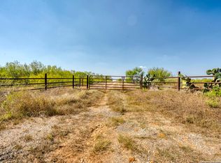 3530 E Cr 331, Jourdanton, TX 78026