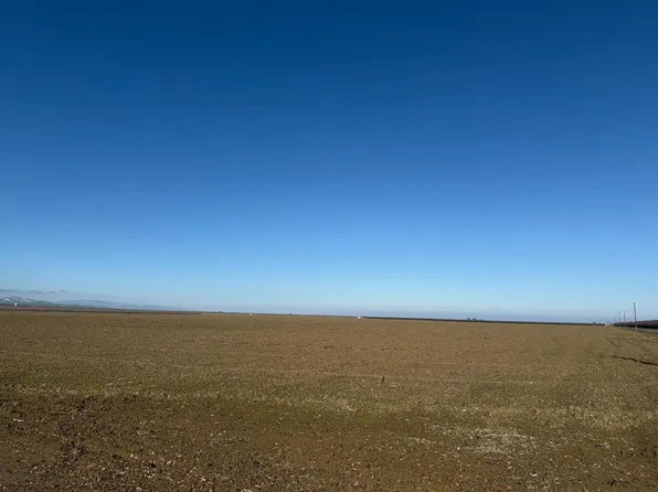 29890 S El Dorado Ave, Coalinga, CA 93210