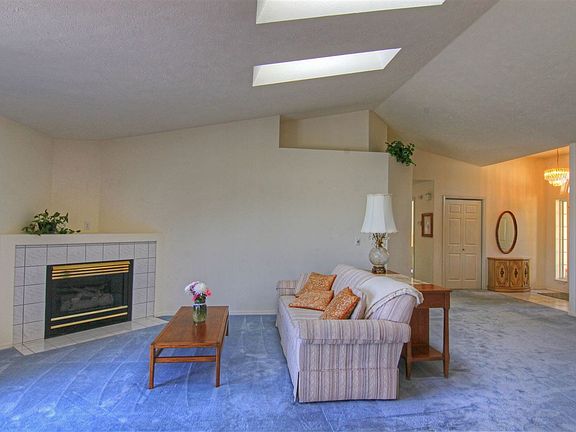 4th image of 23309 E Boone Ave