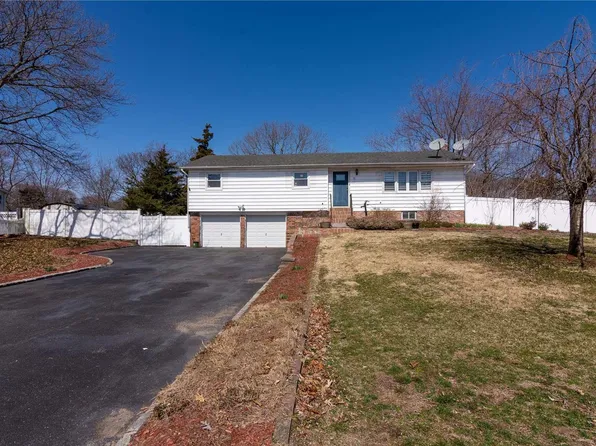 175 Hawkins Road, Centereach, NY 11720