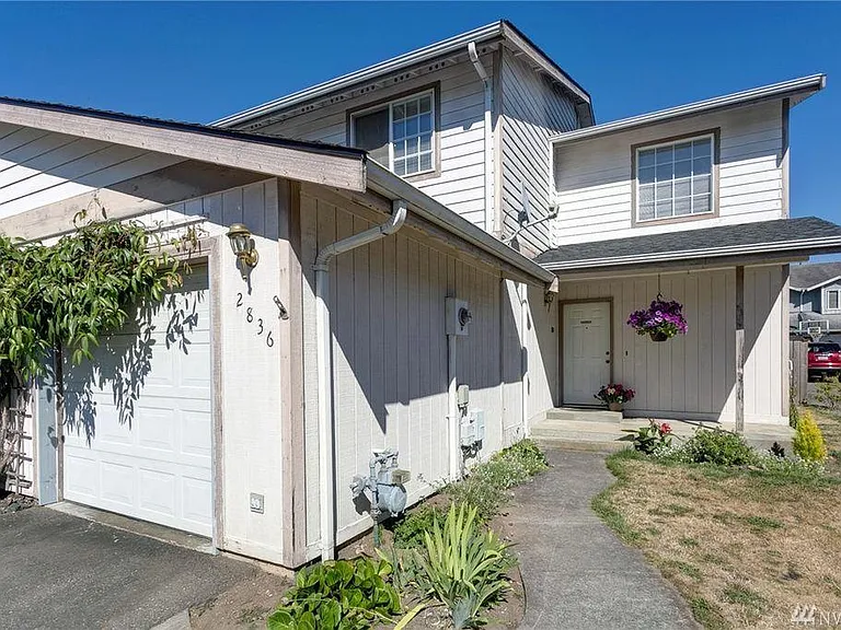 2836 Undine St — Photo 1
