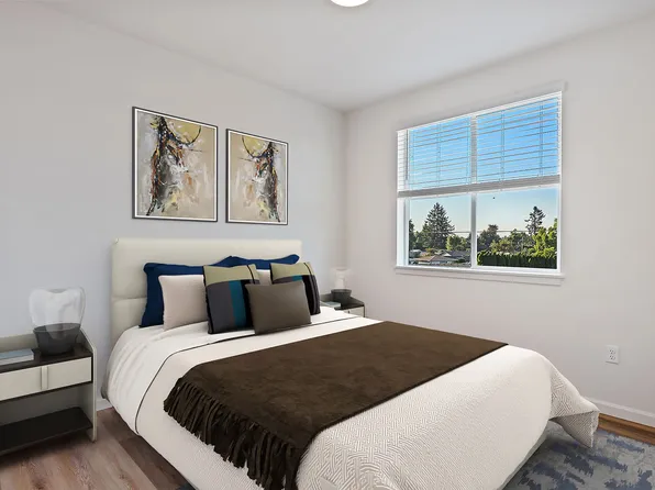 Pacific Valley Apartments