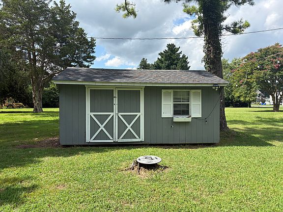 3rd image of 35 Hertzler Rd
