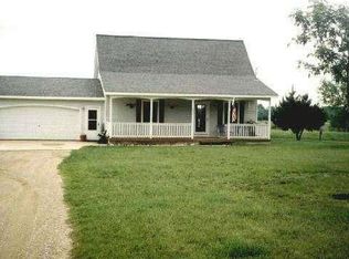 5895 La Chonce Rd, Cadillac, MI 49601