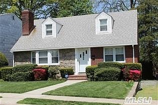 1st image of 9 Birchwood Ave