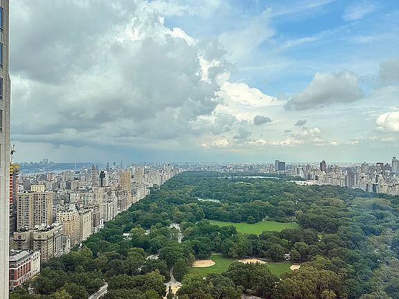 2nd image of 217 W 57th St #46C