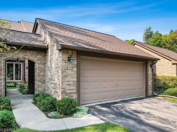 30355 Oakview Way #177, Franklin, MI 48025