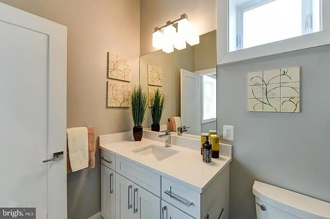 1200 Staples St NE #3 — Photo 13