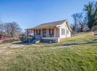 1945 Massachusetts Ave, Knoxville, TN 37921