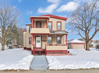 253 Fairview Ave, Chicopee, MA 01013