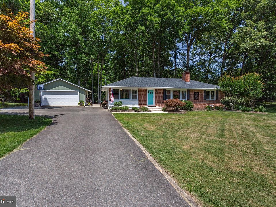 1st image of 45360 Baringer Dr