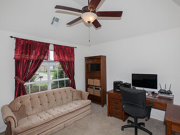 Office/Living/Bedroom